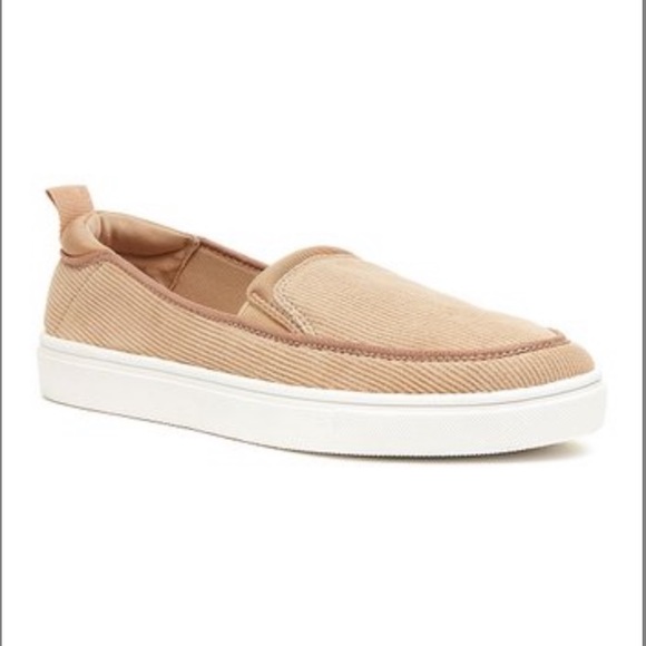 Rocket Dog Shoes - Rocket Dog Natural Flaxville Corduroy Savvy Slip-On Sneaker/Size 9